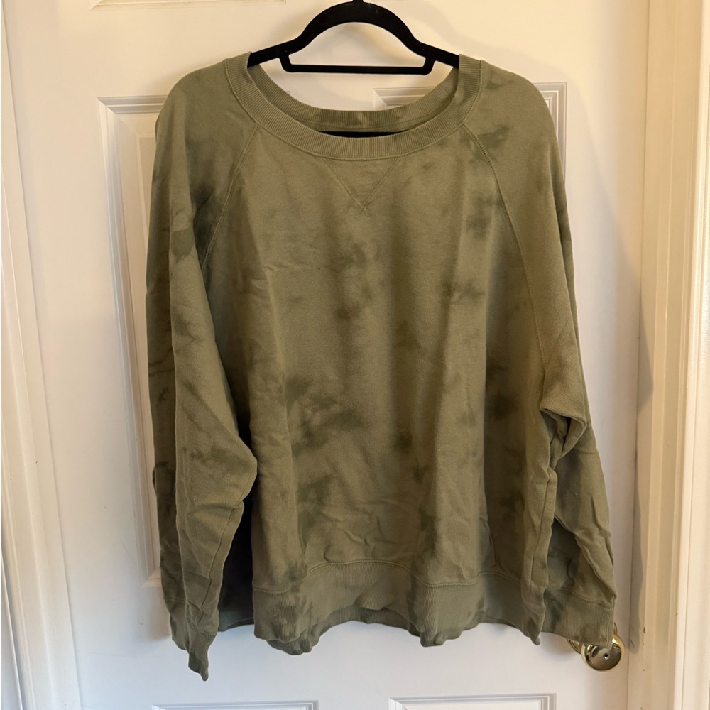 Old Navy Olive Green Crew Neck Sweater
